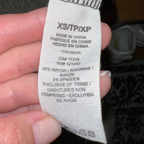 Garage Dress - Picture 2 of 5